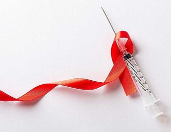 Prevalence, incidence, and risk factors for dermatologic conditions in people with HIV